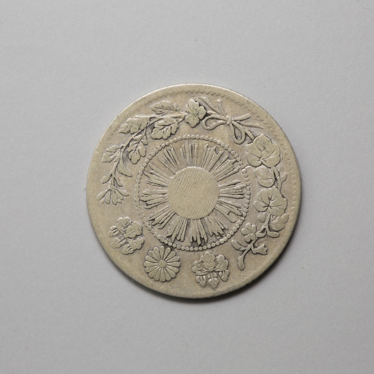 未使用　旭日竜5銭銀貨　明治3年 旭日竜5銭銀貨 明治3年(1870) 美品 (現品限り) : yuuhiflower