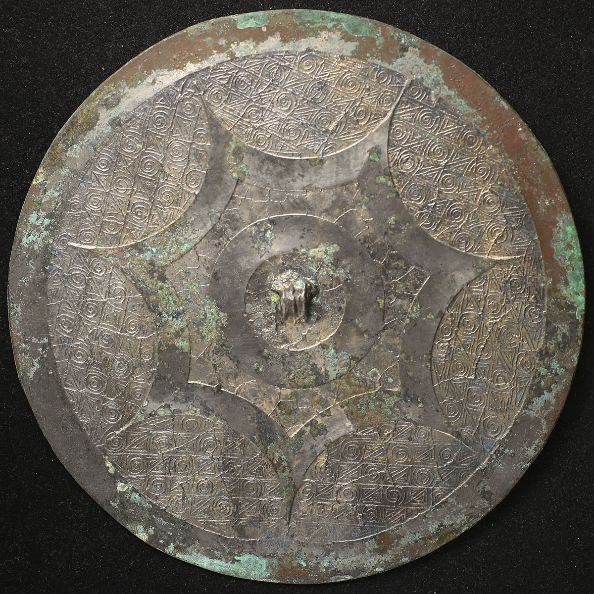 貨幣博物館 | 戦国時代 Warring Period 銅鏡 雲雷連弧紋鏡 直径155mm 美品