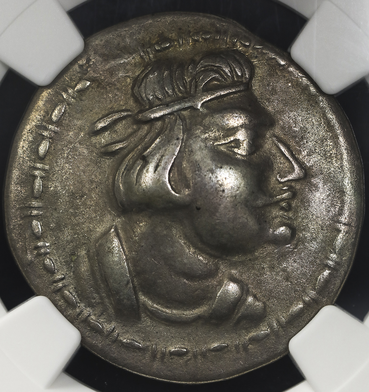 貨幣博物館 | Kushan Dynasty クシャン朝 AR Tetradrachm Heraeus 