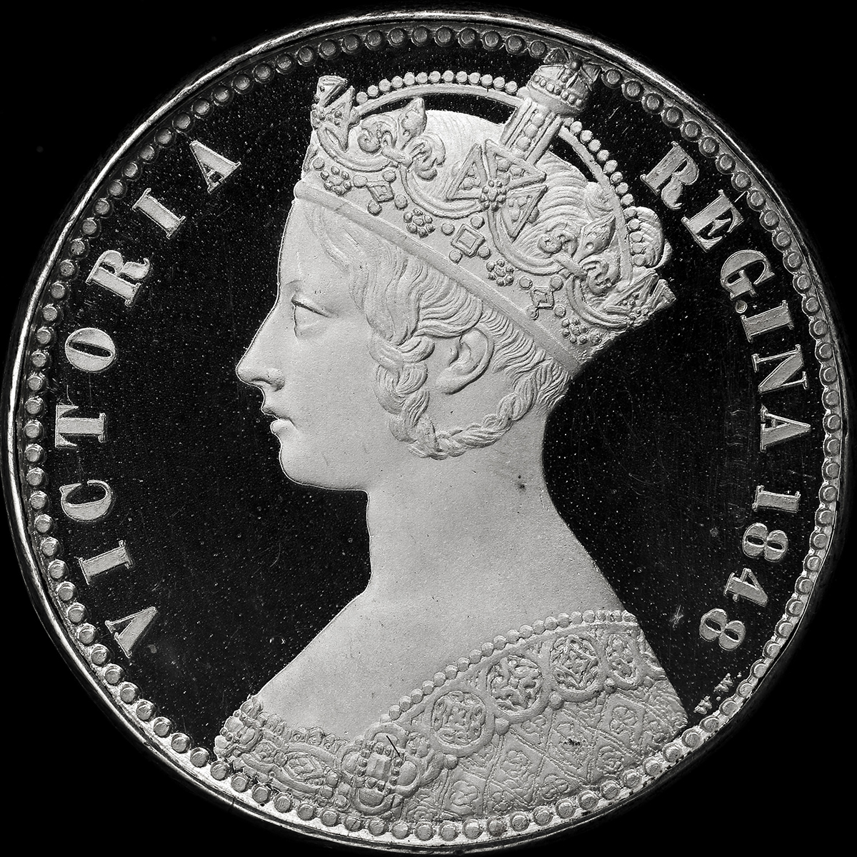 ヴィクトリアン　victorian　大きい　カード　イーゼル　猫　アンティーク風 貨幣博物館 | GREAT BRITAIN Victoria ヴィクトリア(1837~1901