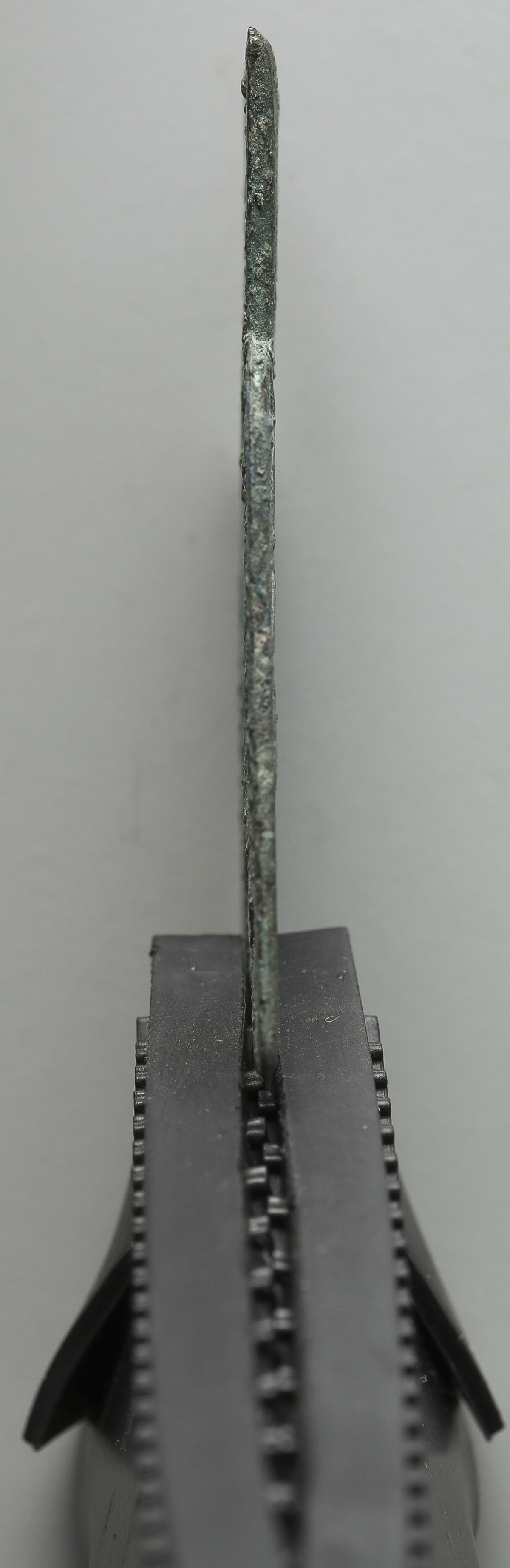 貨幣博物館 | 先秦(XianQin) 布幣：円肩方足布“安邑一釿“ 倒書