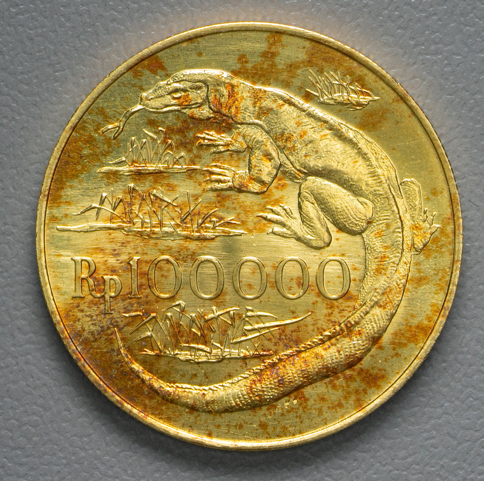 貨幣博物館 | INDONESIA インドネシア 100000Rupees 1974 Fr-6 KM-41 コモドドラゴン 製造5333枚  通常仕上げ金貨 （33.44g 90%）