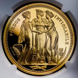 GREAT BRITAIN Elizabeth II エリザベス2世（1952~2022）  200Pounds in Gold 2020   NGC-PF70 Ultra Cameo