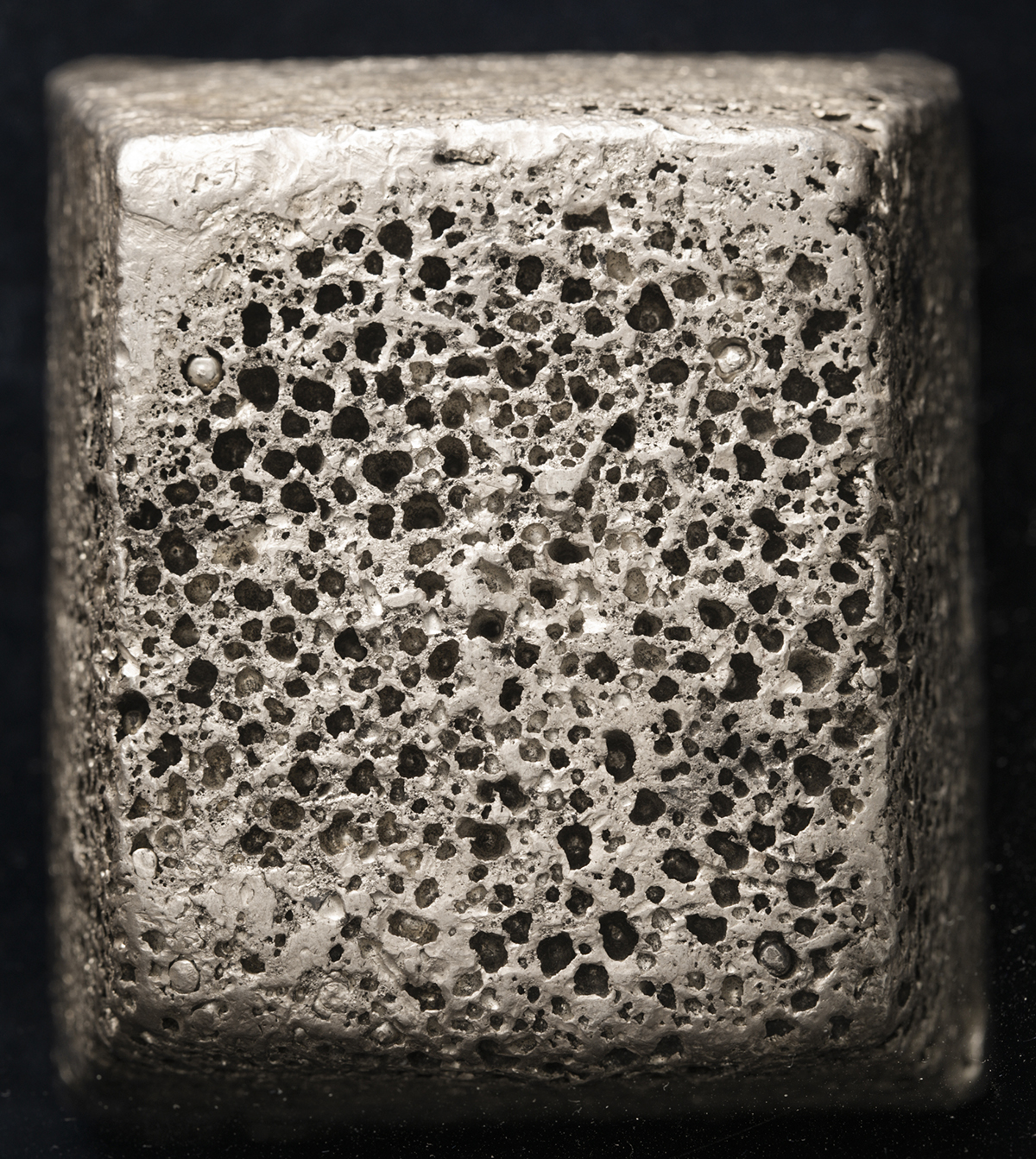 清時代　乾隆年造金錠　ケース入り　総重量約2076g Amazon.co.jp: 中国(清)金錠 小判 縁起物 骨董品げ : おもちゃ