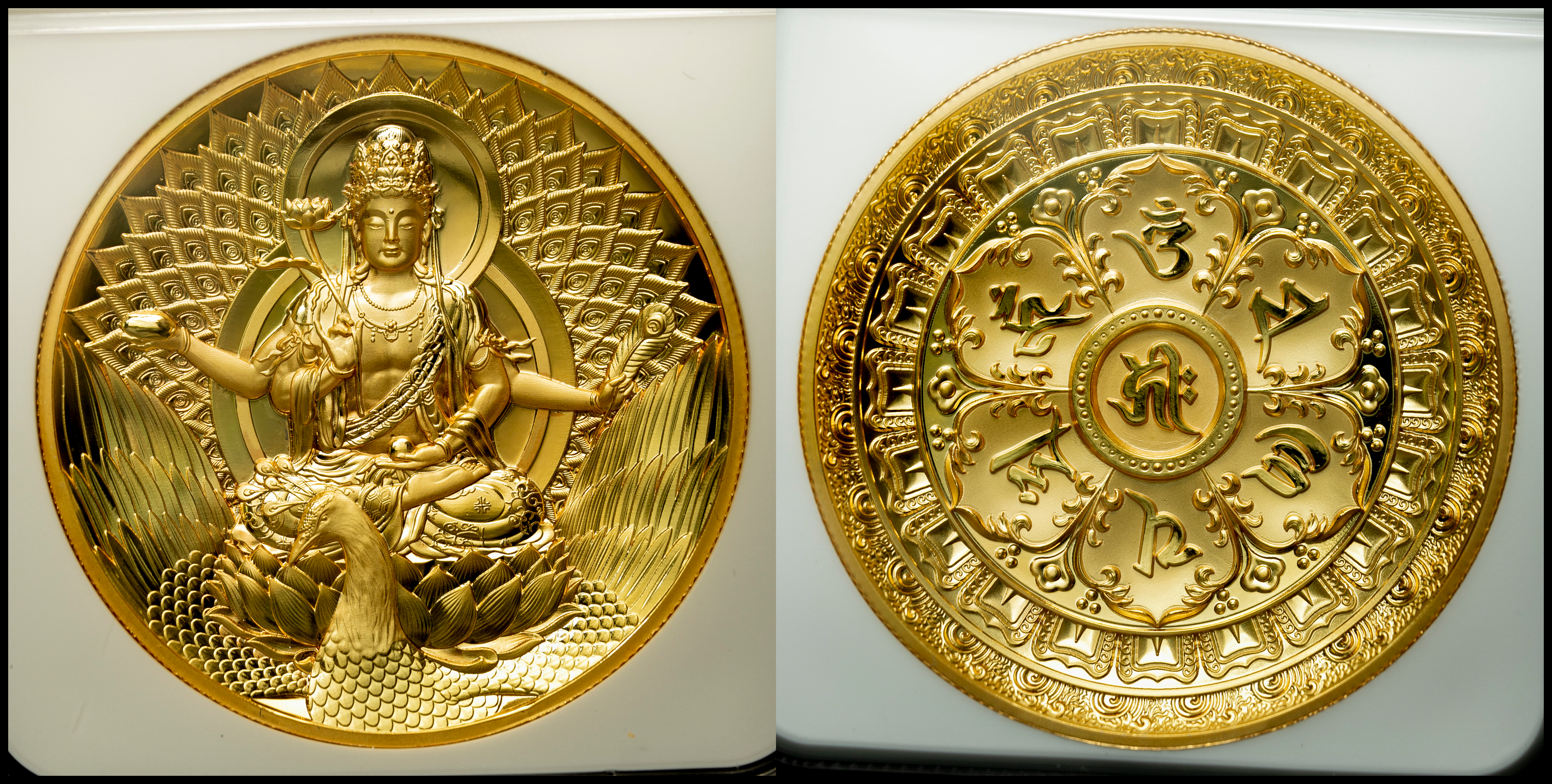 【NGC-PF70　Ultra Cameo】仏教像 金張り銅メダル  中国嘉日の小物とアンティークコイン
