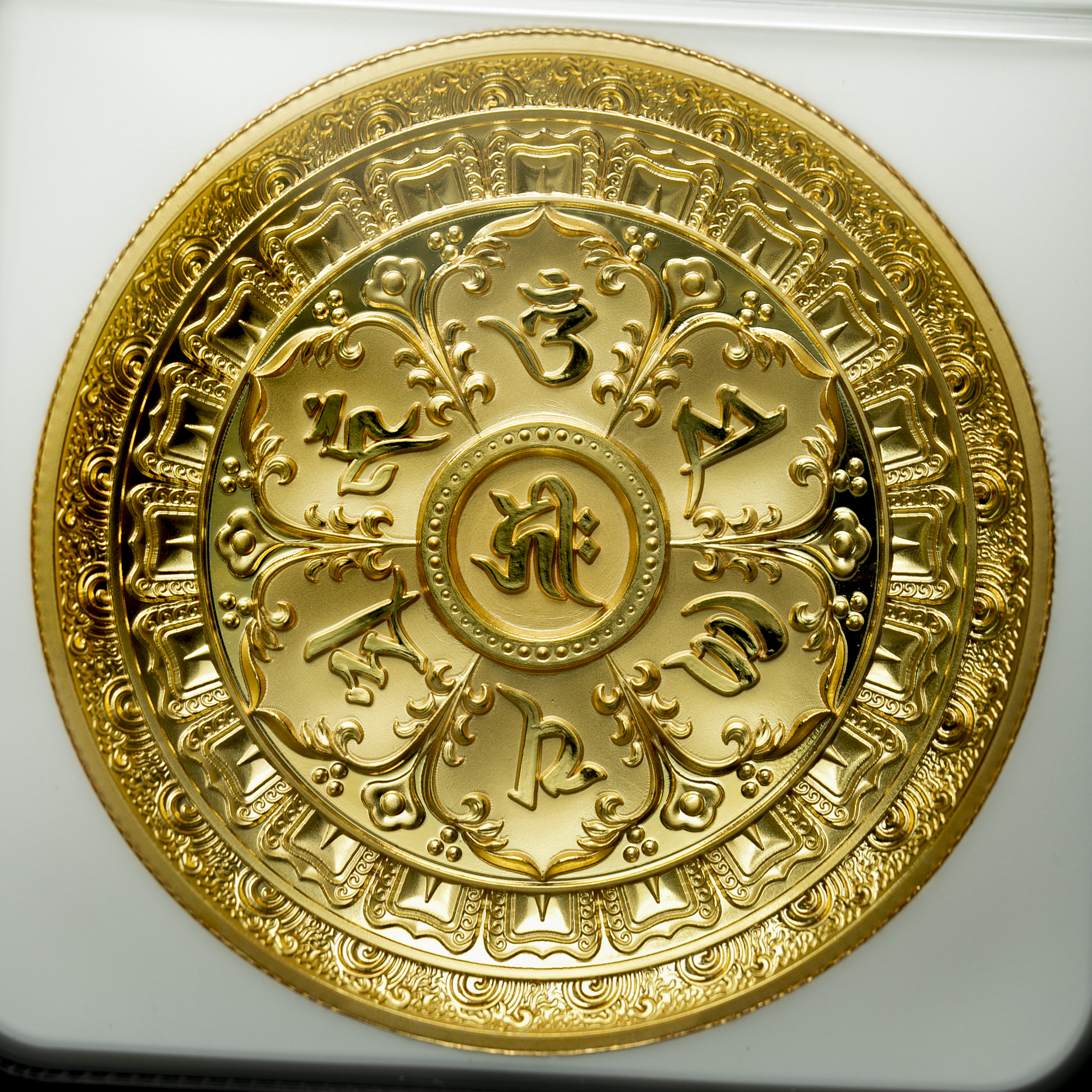 嘉日の小物とアンティークコイン【NGC-PF70 Ultra Cameo】仏教像 金 