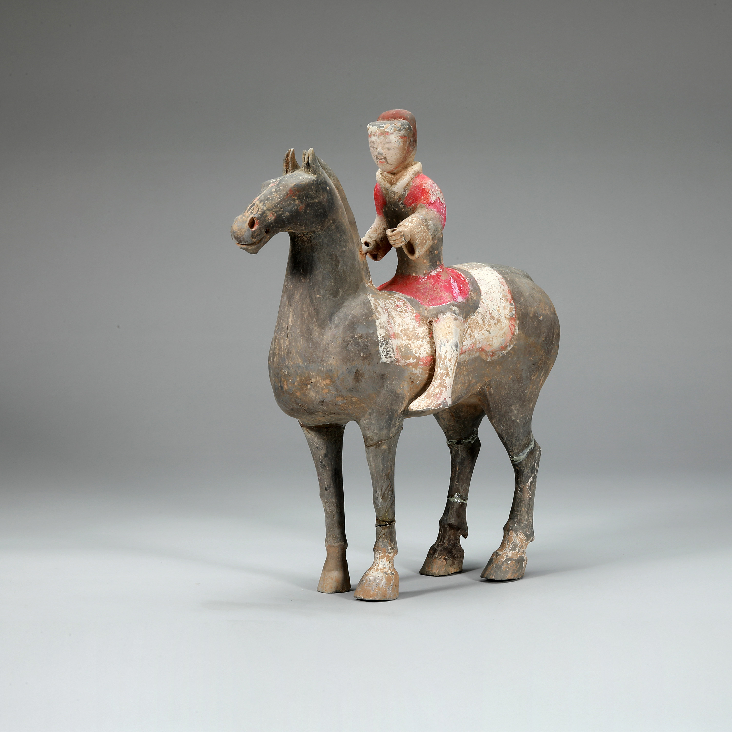 貨幣博物館 | 漢 彩繪騎馬俑 H:29 W:25 返品不可 Sold as is No returns