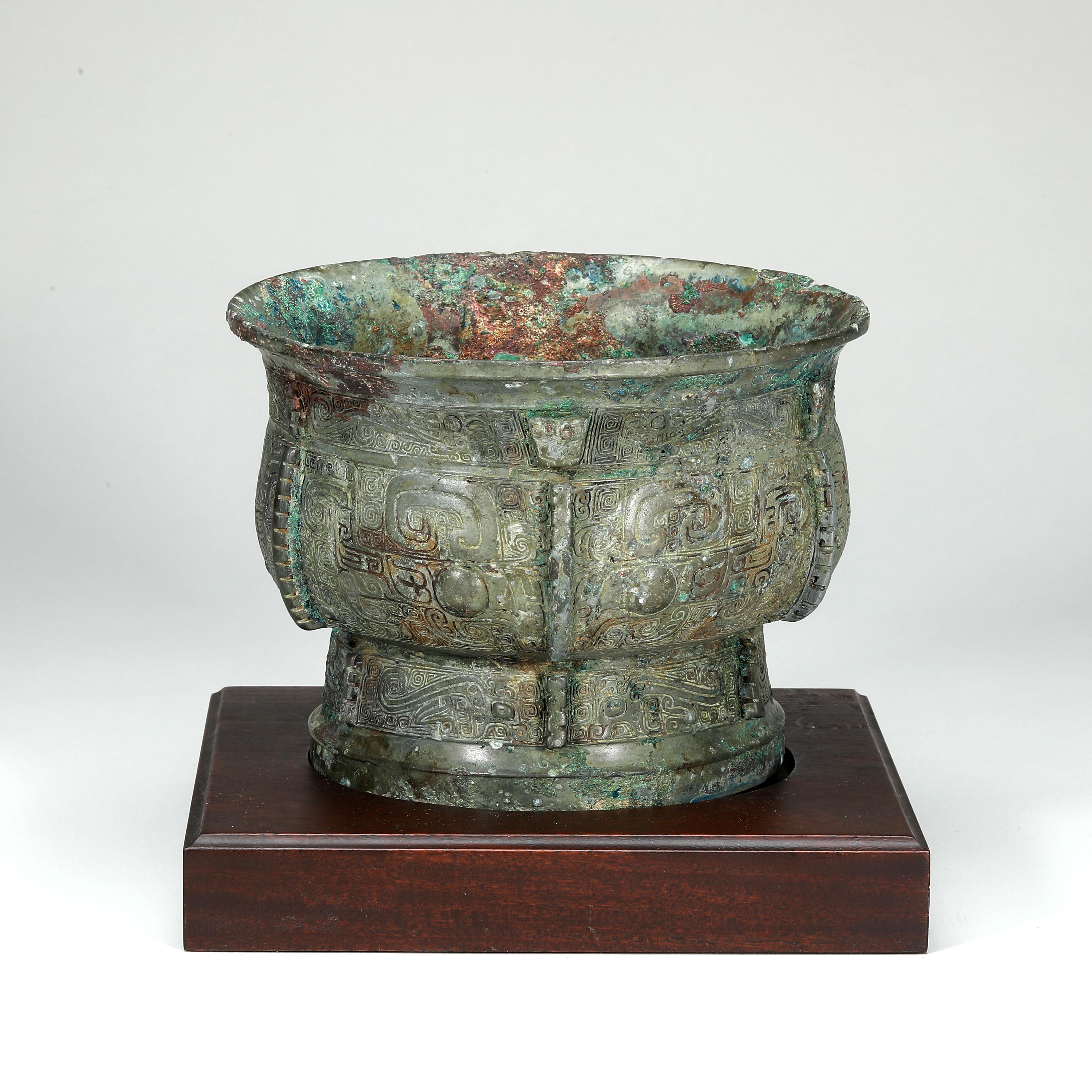絵画 稀少 限定 小型 饕餮文 青銅鐸紋 中国段通 額装 タペストリー 饕餮文瓿 文化遺産オンライン
