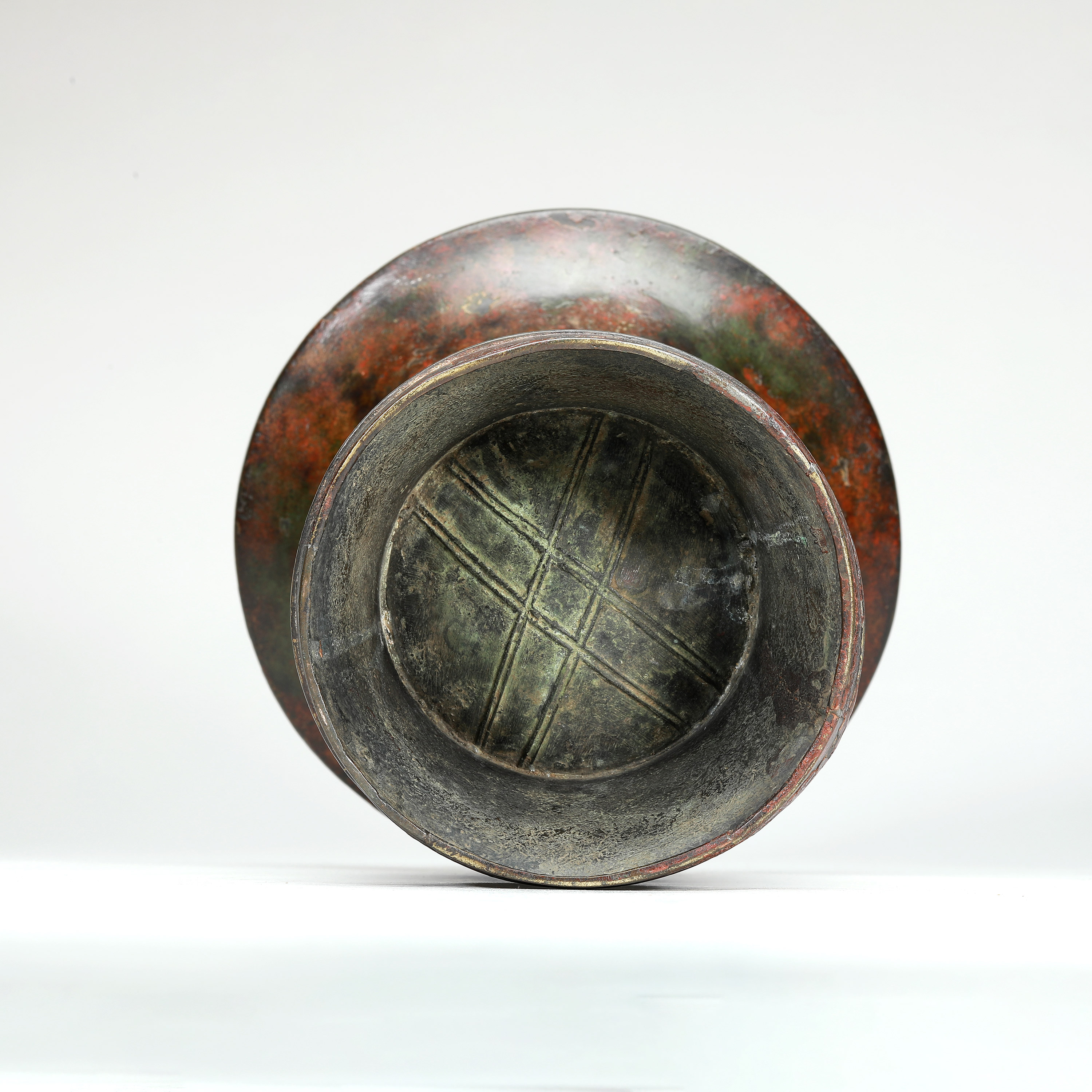 【在庫処分】 宋 | 貨幣博物館 古銅饕餮紋花觚 Sold 返品不可 W:19.6 H:25.5 工芸品