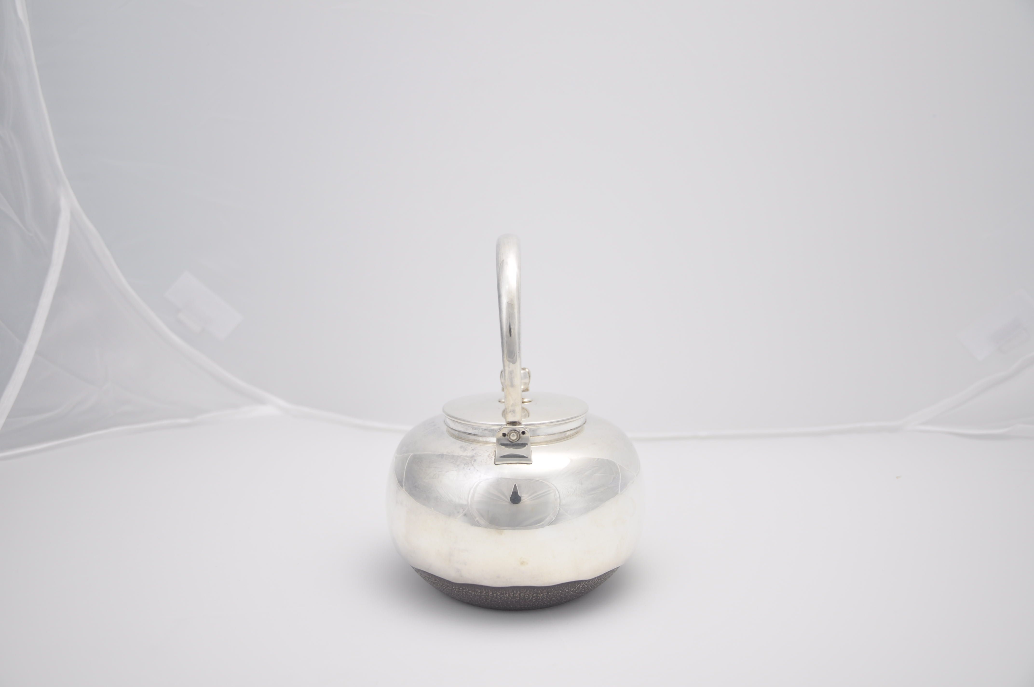 貨幣博物館 | 生駒製純銀湯沸 共箱 茶道具 銀瓶