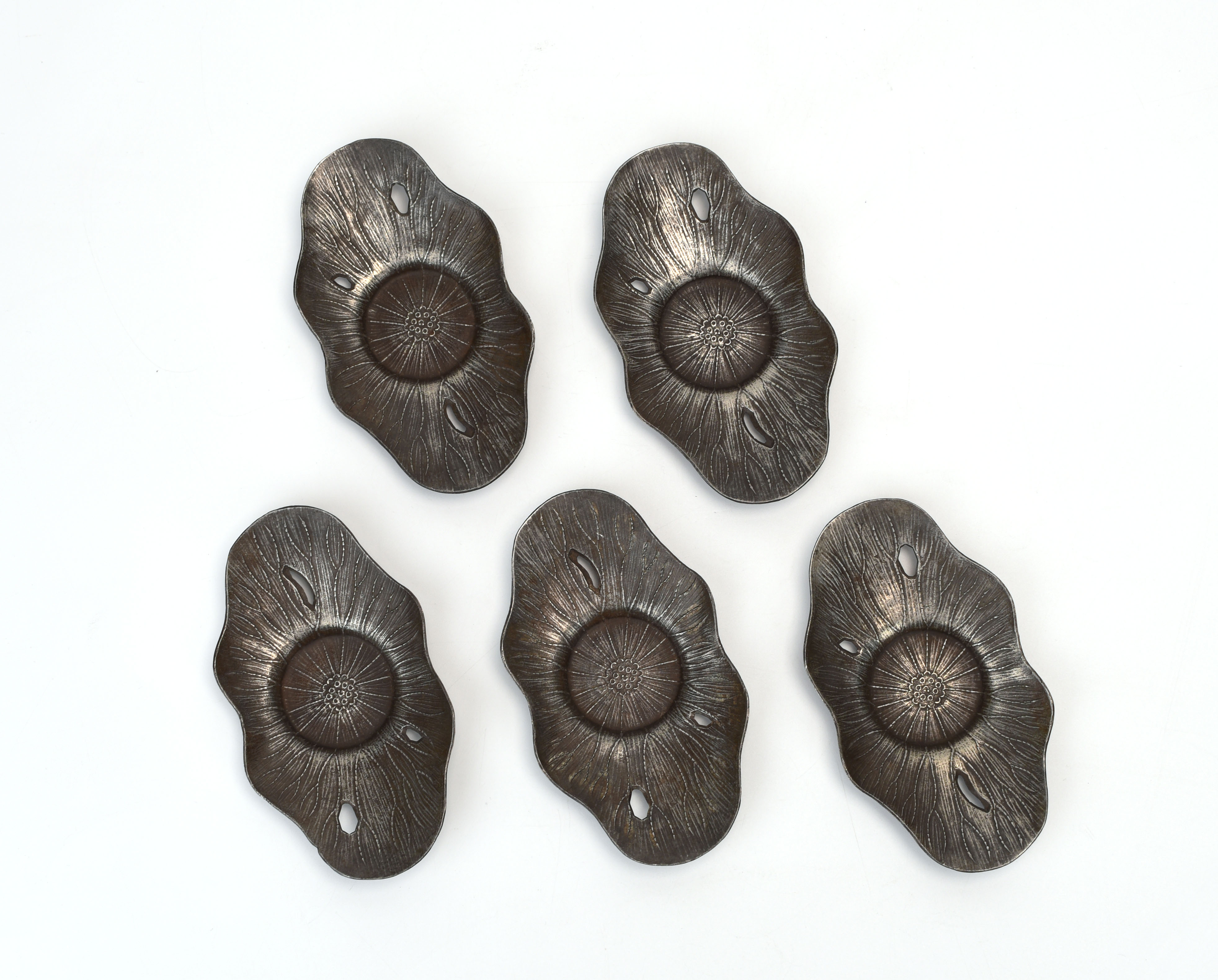 黄銅　茶托　蓮に蛙　五客 黄銅 茶托 蓮に蛙 五客 黄銅 茶托 蓮に蛙 五客 茶托銅製