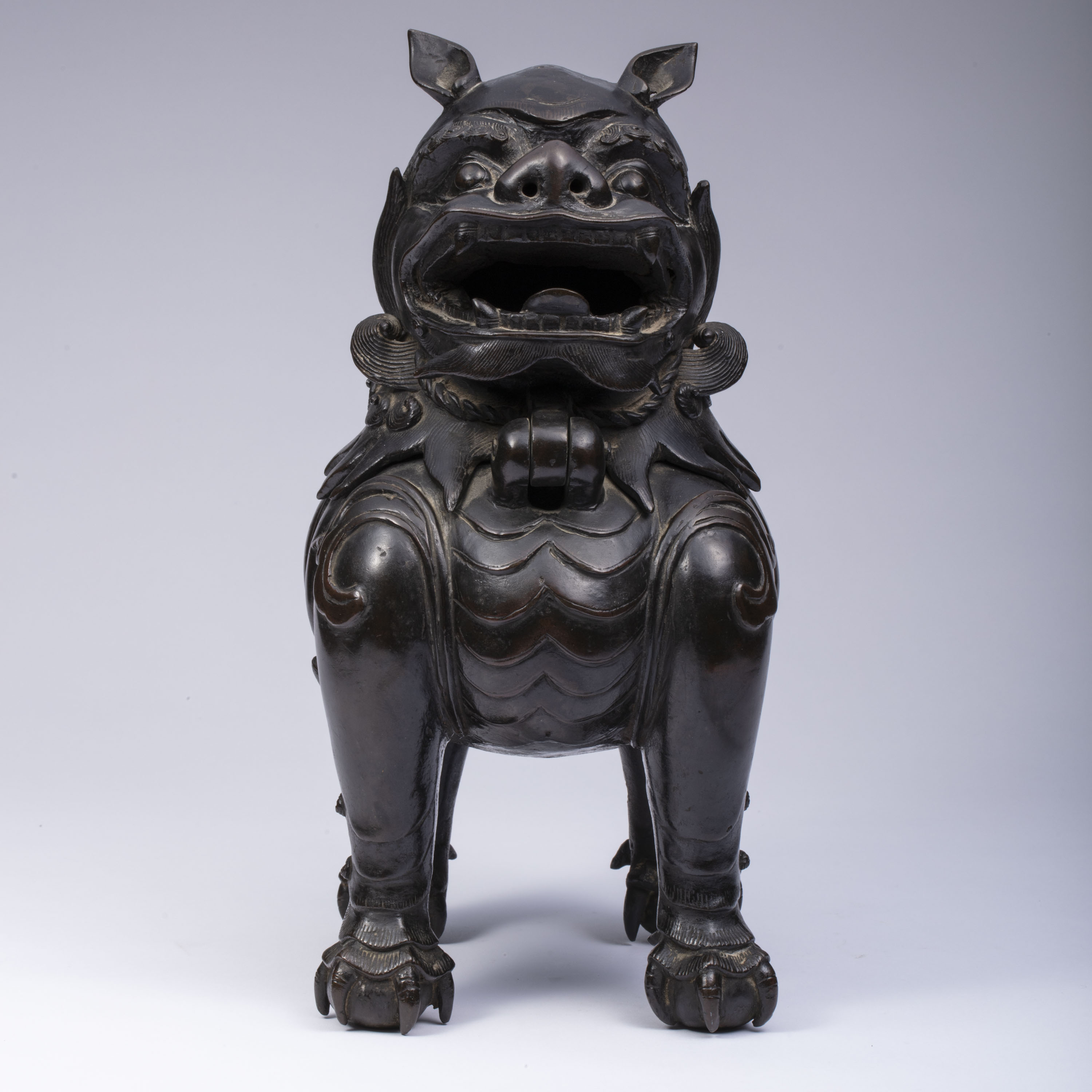 中国 玉石翡翠彫刻 雙耳活環 獅子鈕蓋爐 香炉 V R8792 中国