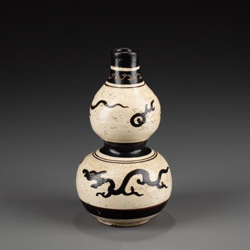 貨幣博物館 | 宋 磁州窯白地黑花龍紋葫蘆瓶