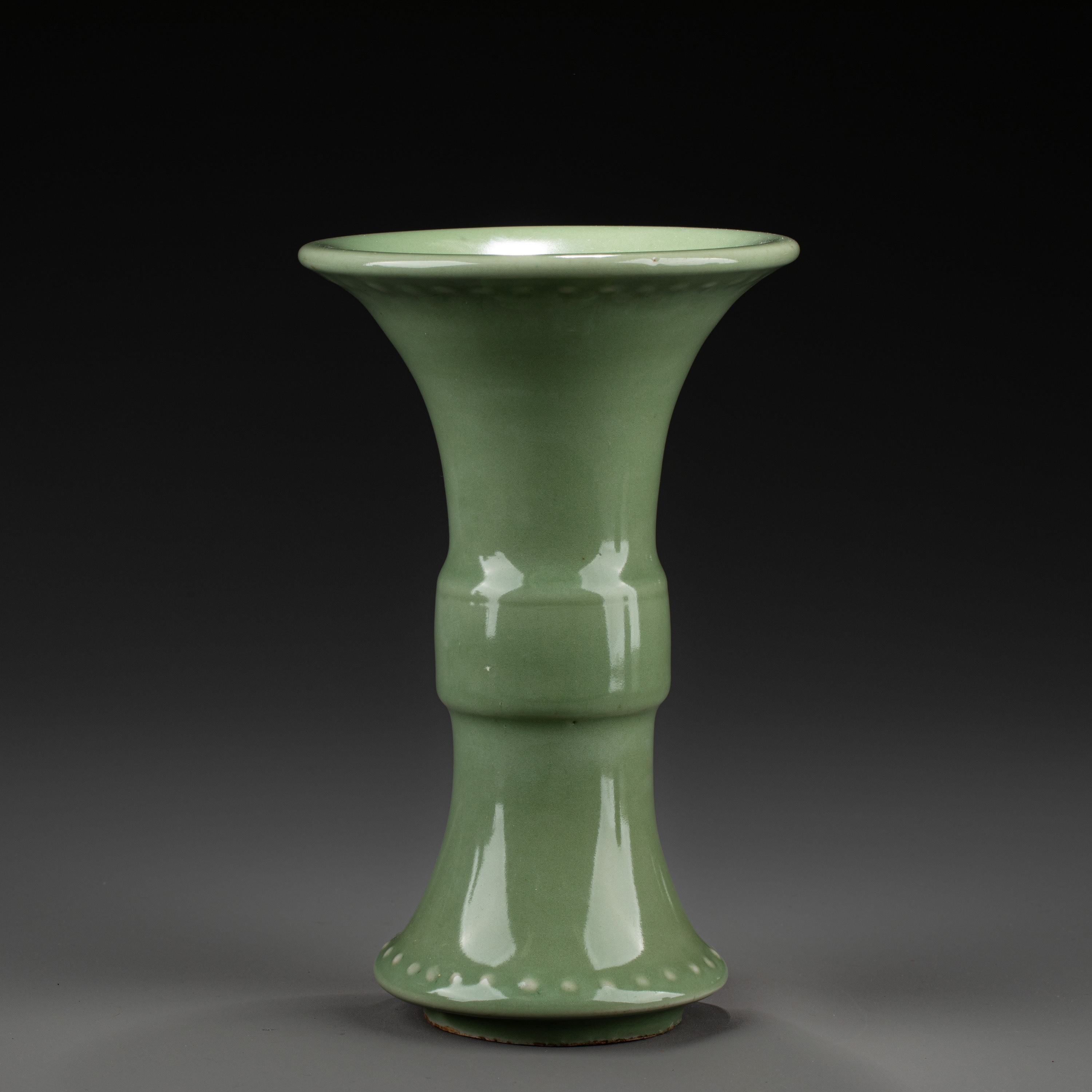 中国　元末　天龍寺青磁茶碗　箱付き　Q69-3 ランキングや新製品 中国 元末 Q69-3 箱付き 天龍寺青磁茶碗